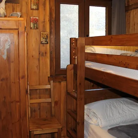 Les Guides Apartment Courmayeur